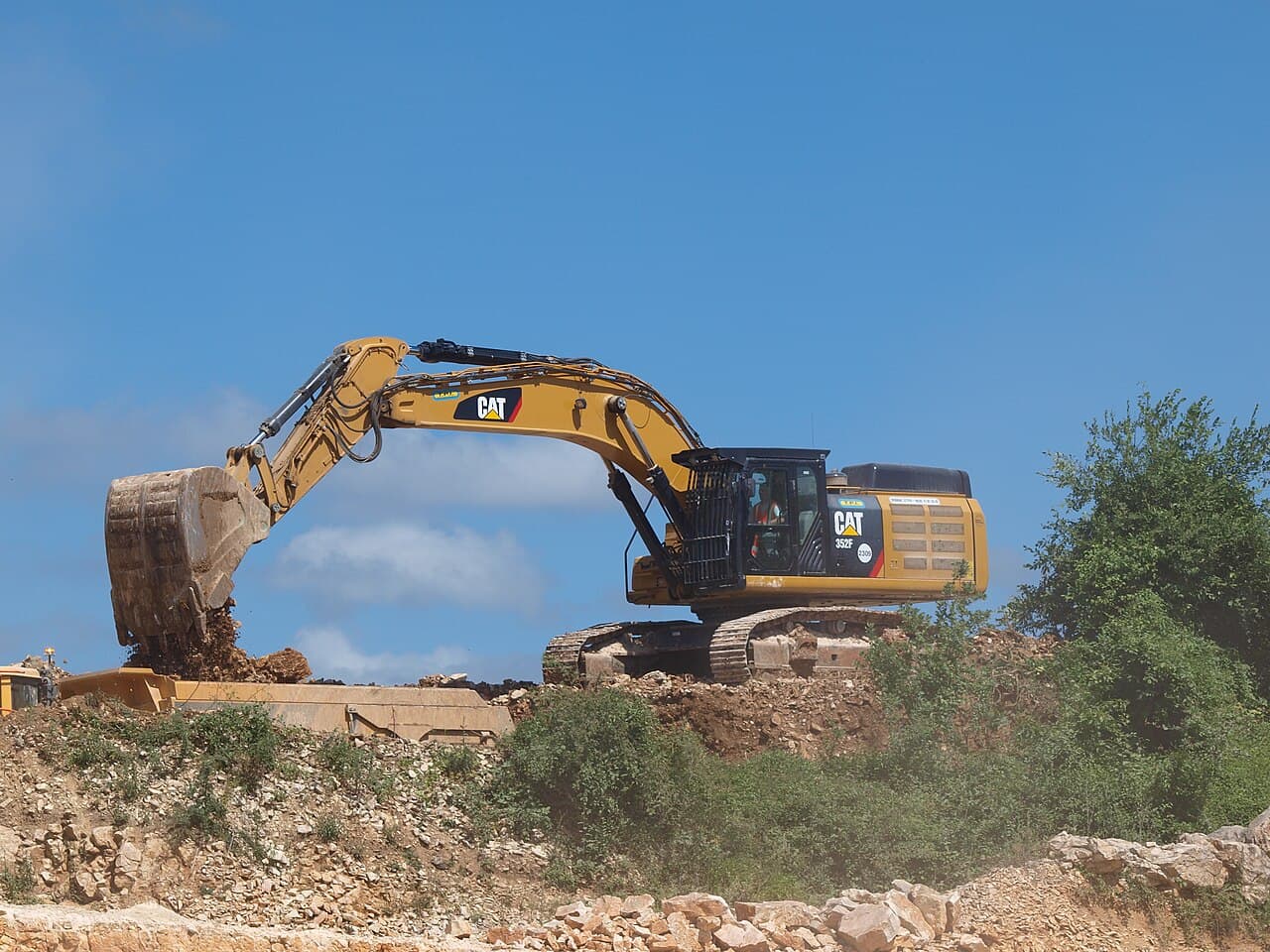 Excavator from the EXON rental fleet